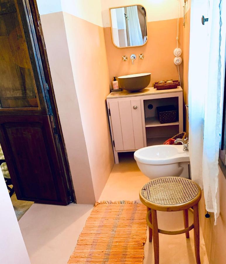 Apartment Casette Rosse Nel Borgo Medievale Di Fossanova Latina