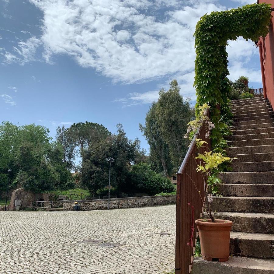 Apartment Casette Rosse Nel Borgo Medievale Di Fossanova *